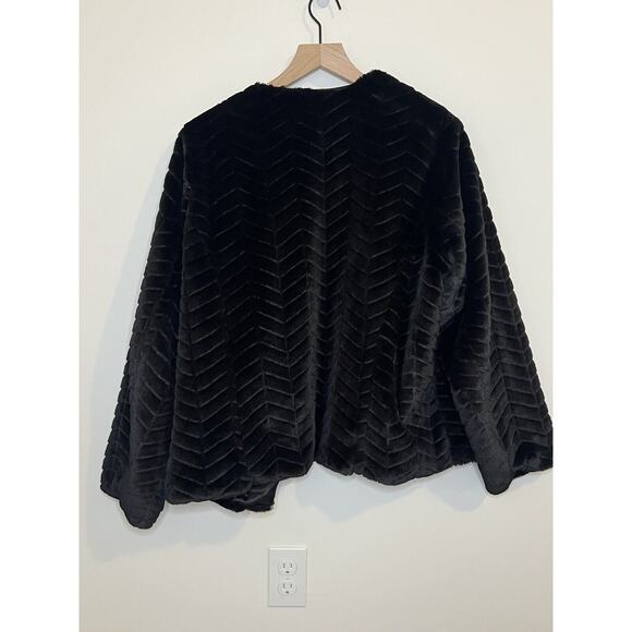 Jou Jou Black Faux Fur Jacket Size 1X Super Soft Mobwife Hook Closure - Picture 3 of 10